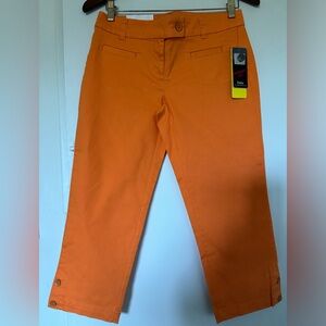 Dalia Collection Pants Capri size 4 ,color Naranja Modern fit